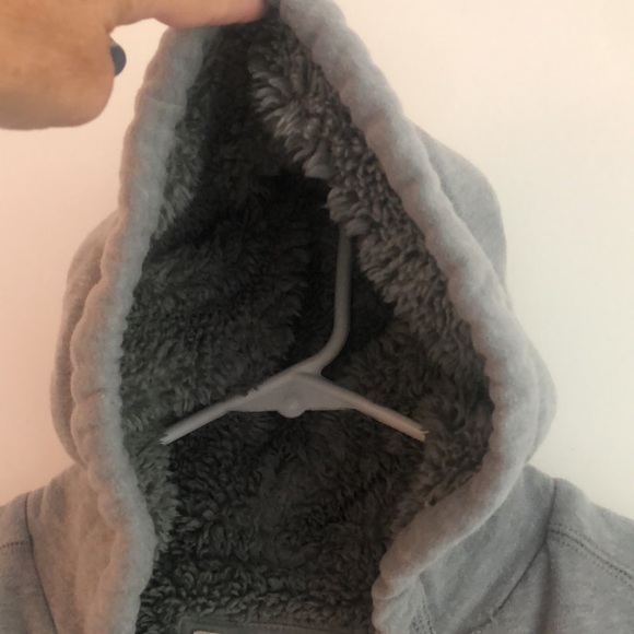 Hollister Hoodie - Picture 5 of 5